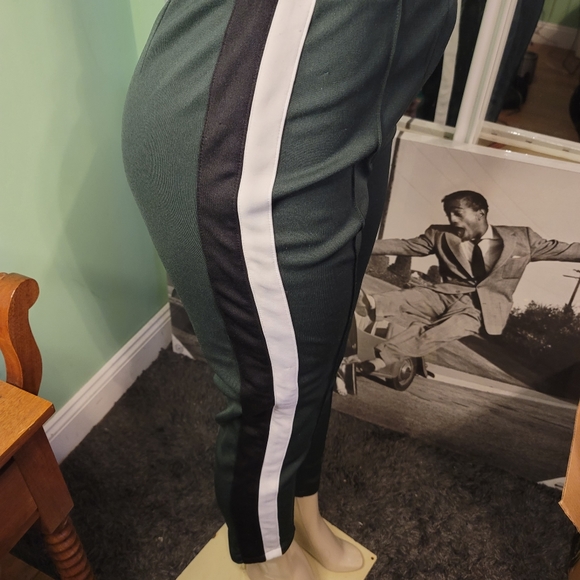 Forever 21 Casual Side Striped Ankle Pants - Hunter Green - Picture 3 of 7